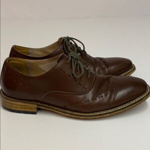 EUC English Laundry Brown Wingtips Sz 10 B42